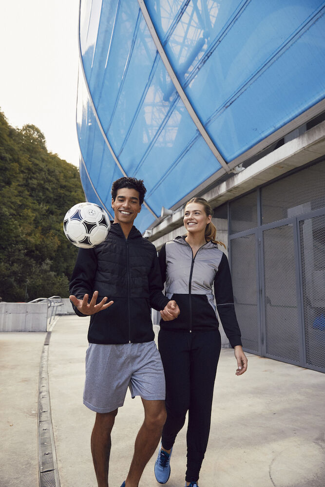 Textiltransfer, DTF-Transfer, magic-prints-textilveredelung-Arbeitskleidung Firmenkleidung Workwear sportbekleidung-t-shirt-hoodies-bedrucken sublimation-dtf-druck-sublimation-kleidungsedign-illustrationen-bedrucken individell gestalten